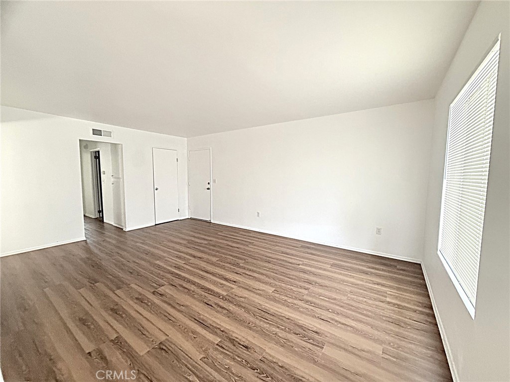 30 E Blueridge