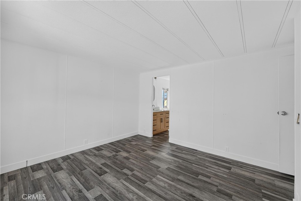 9080 Bloomfield 84
