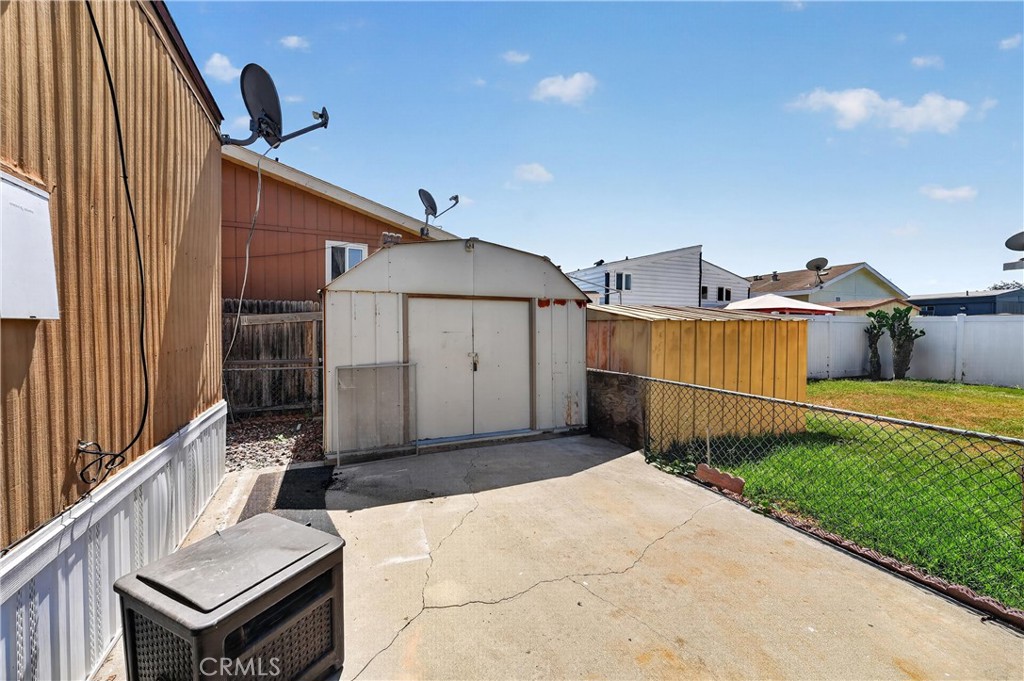 9080 Bloomfield 84