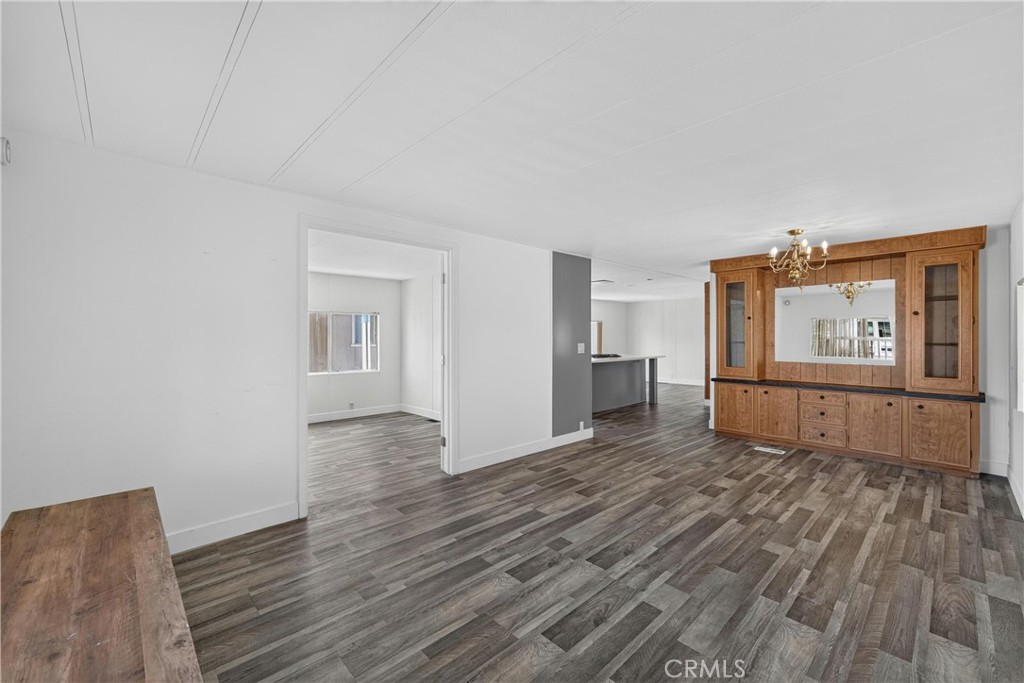 9080 Bloomfield 84