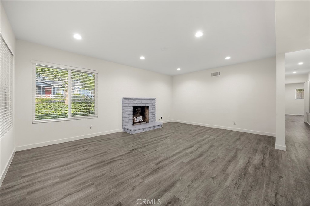 369 San Juan
