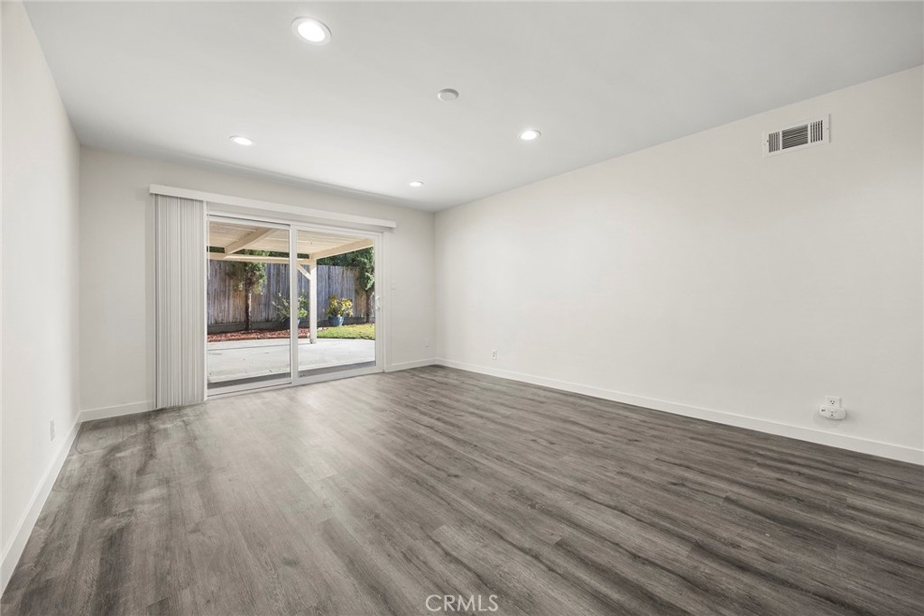 369 San Juan