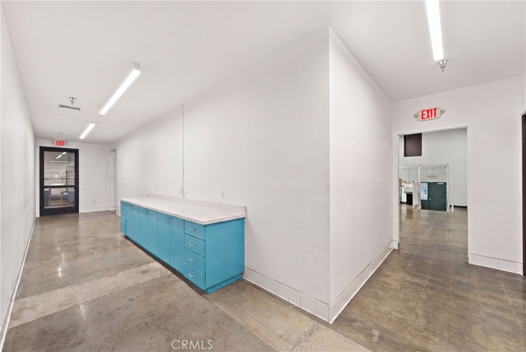 4609 Hampton