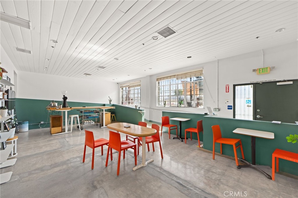 4609 Hampton