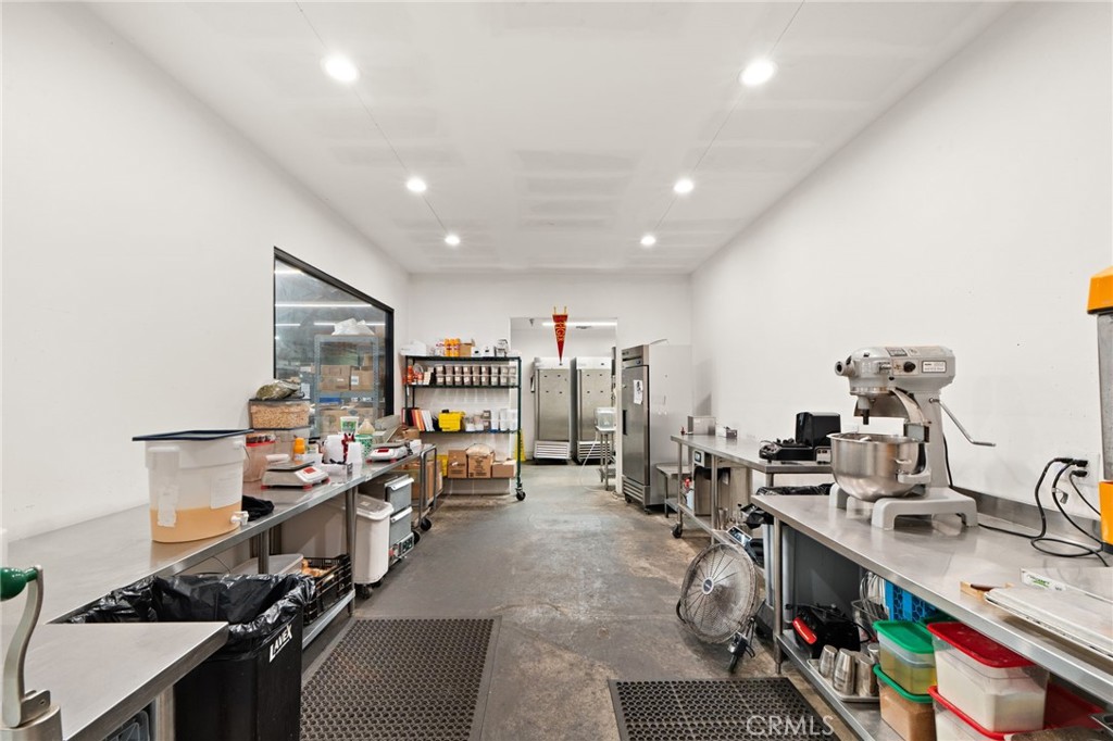 4609 Hampton