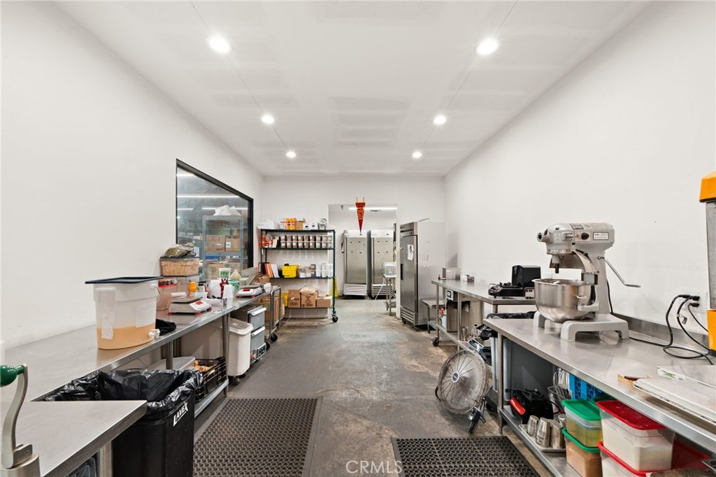 4609 Hampton