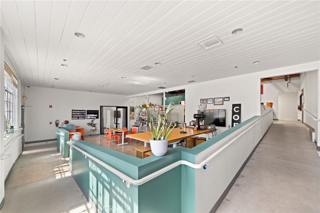4609 Hampton