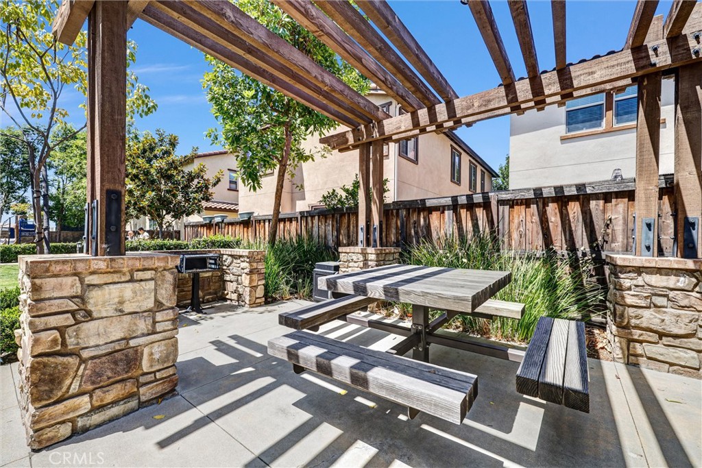 16772 Henry Way