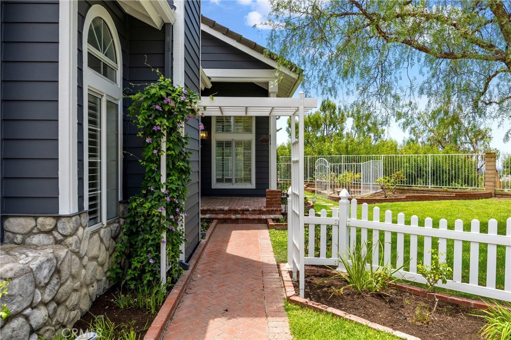 4825 Stonehaven