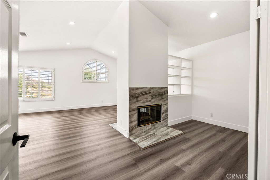 4825 Stonehaven