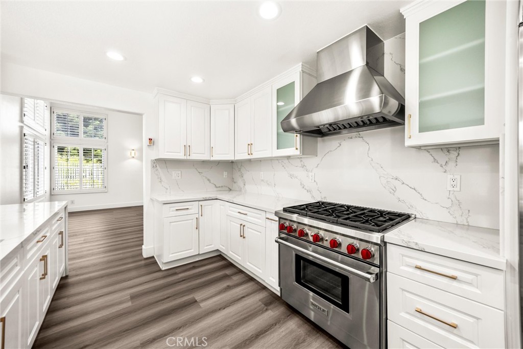 4825 Stonehaven