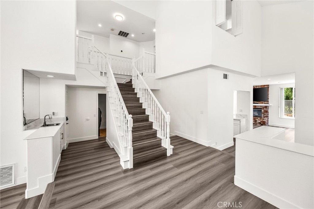 4825 Stonehaven