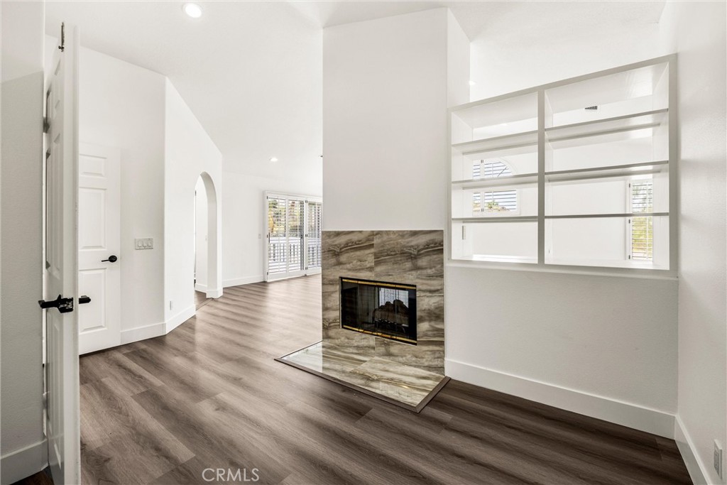 4825 Stonehaven