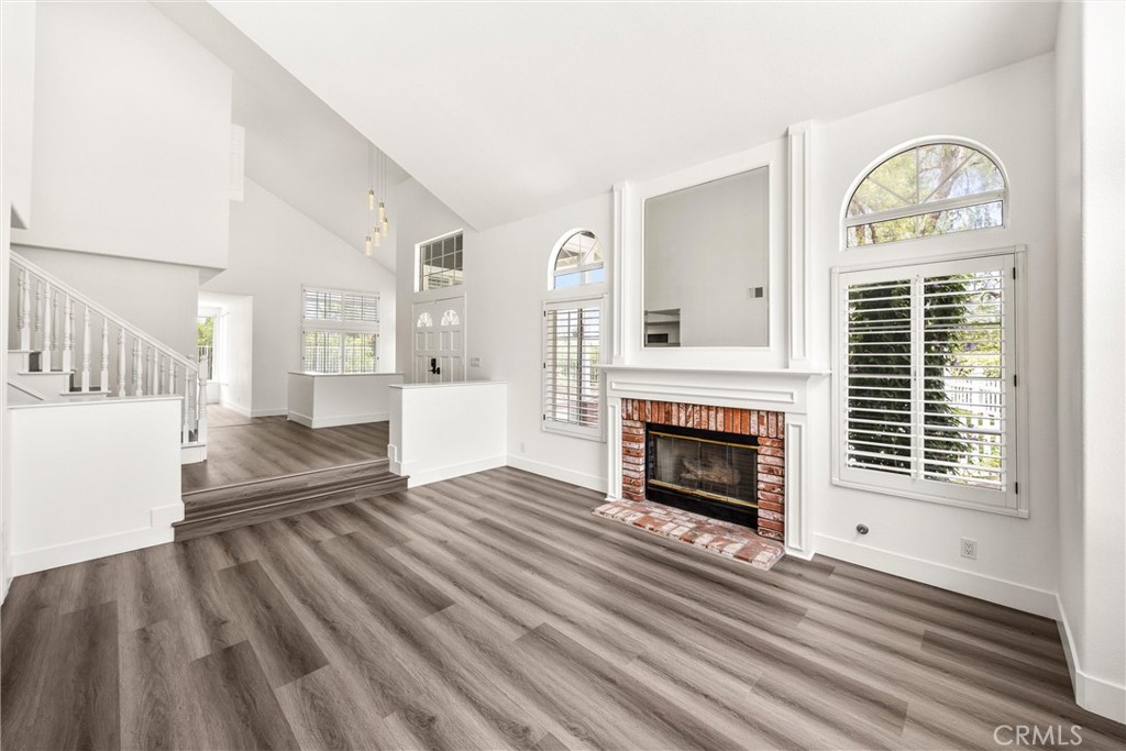 4825 Stonehaven
