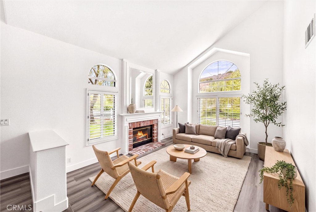 4825 Stonehaven