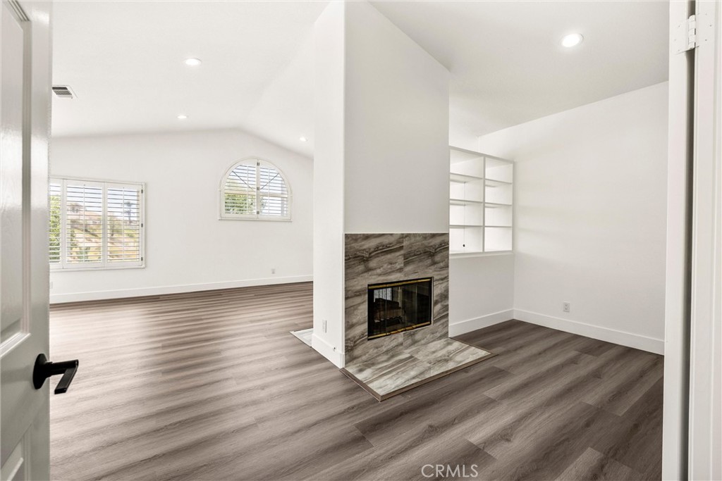 4825 Stonehaven