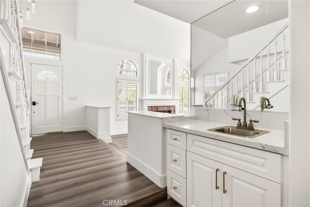 4825 Stonehaven
