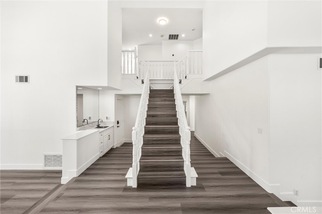 4825 Stonehaven