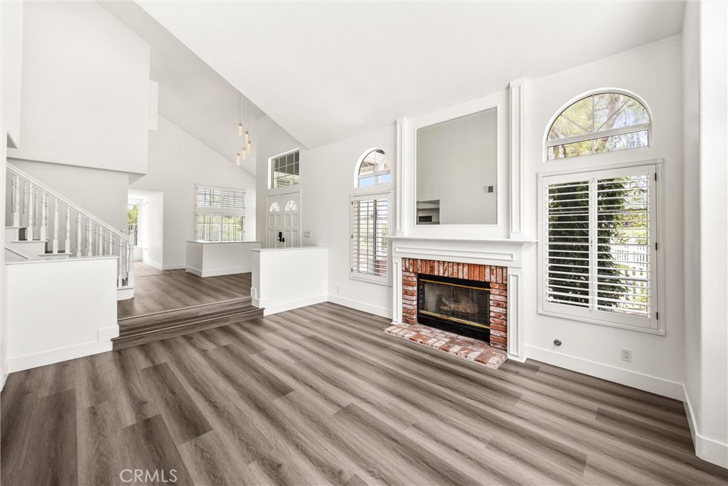 4825 Stonehaven