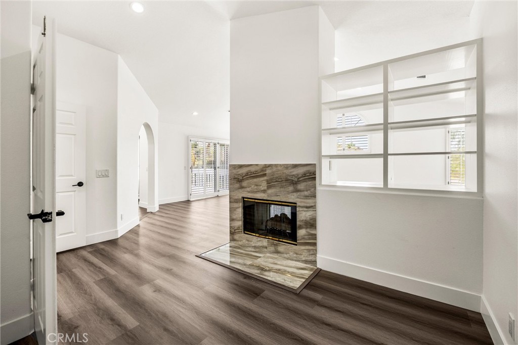 4825 Stonehaven