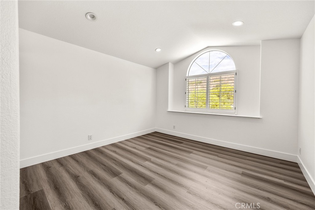 4825 Stonehaven