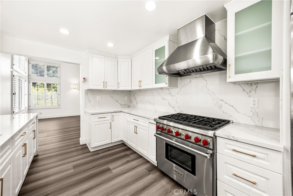 4825 Stonehaven