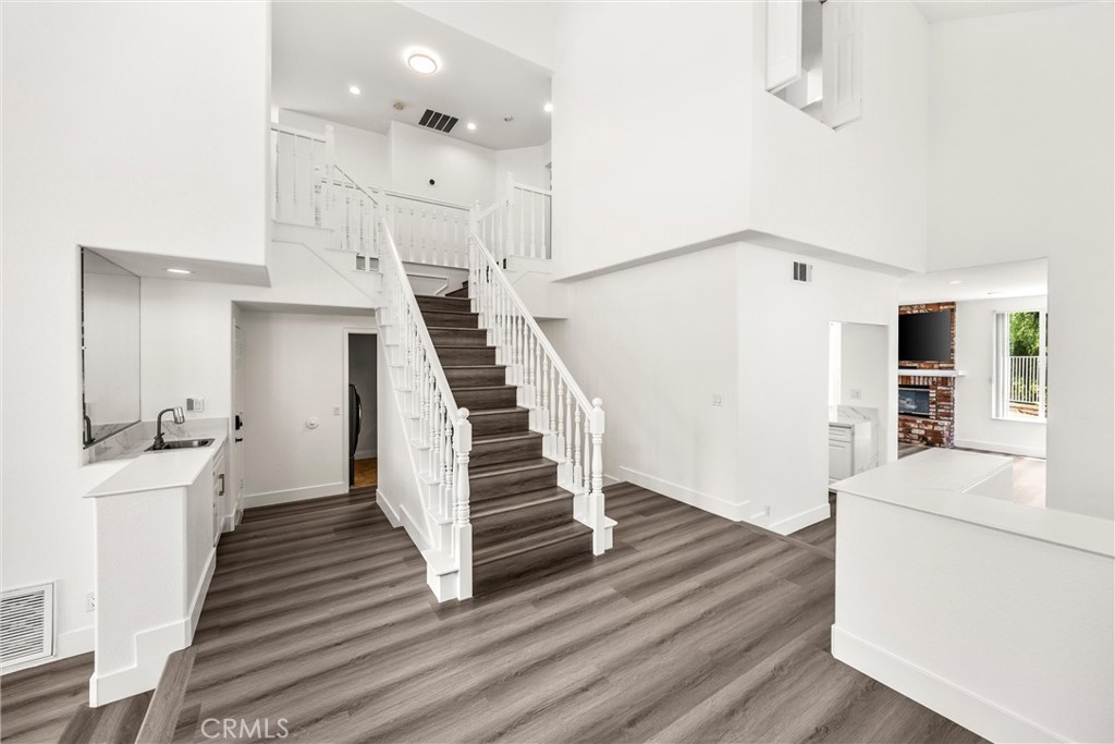 4825 Stonehaven