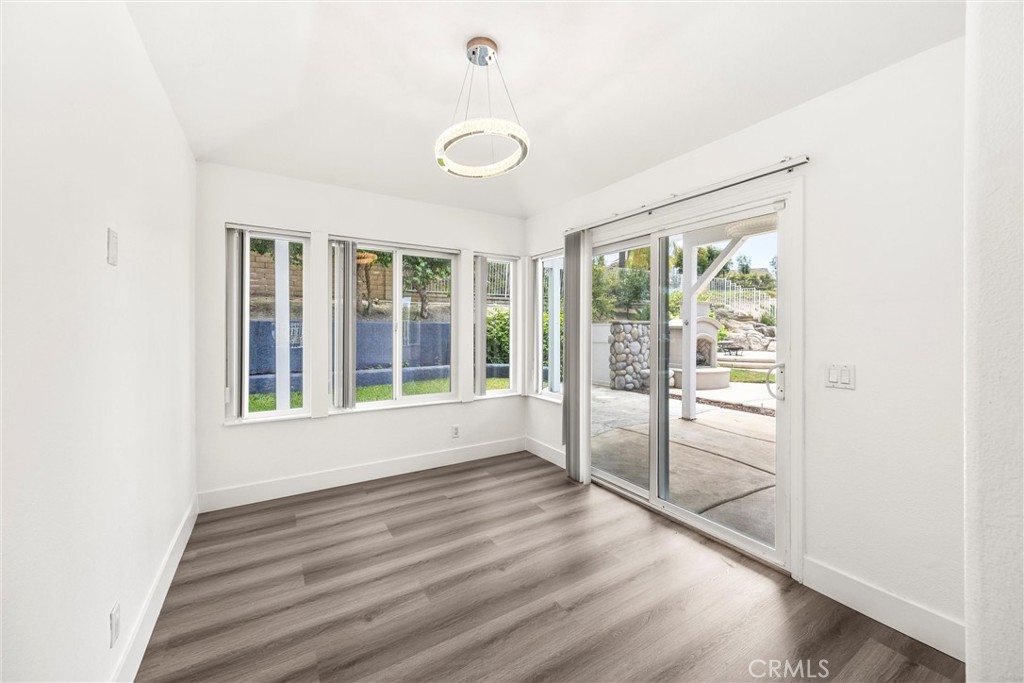 4825 Stonehaven