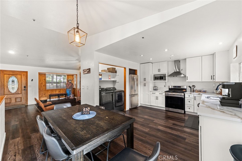 1541 Krause Lane