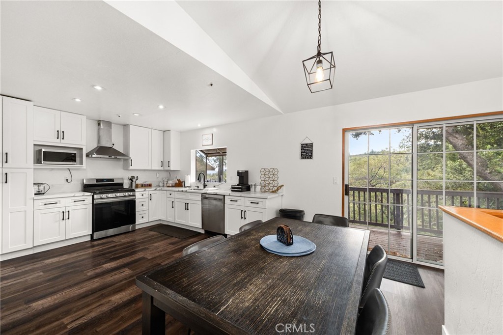 1541 Krause Lane