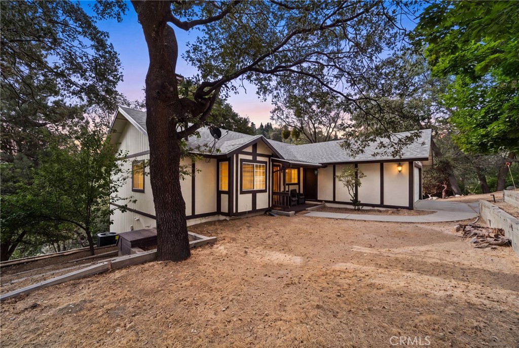 1541 Krause Lane