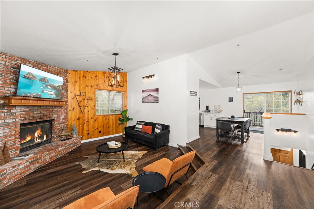 1541 Krause Lane