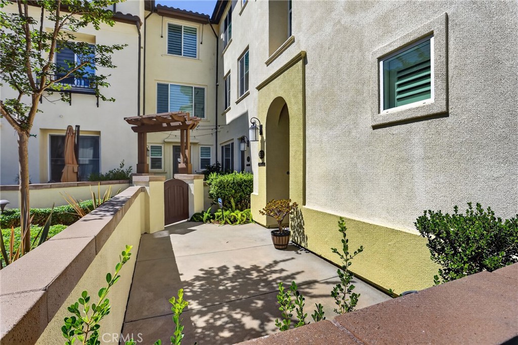 8283 Celestial Avenue