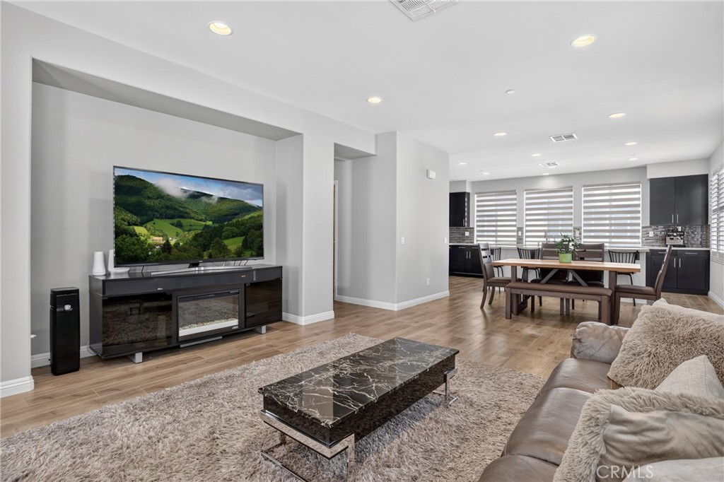 8283 Celestial Avenue