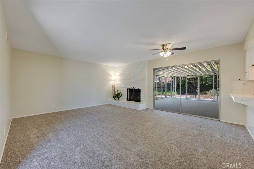 2115 E South Redwood Dr