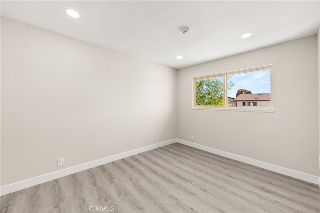 1722 Mitchell 36