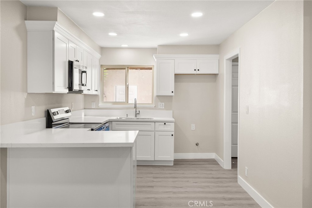 1722 Mitchell 36