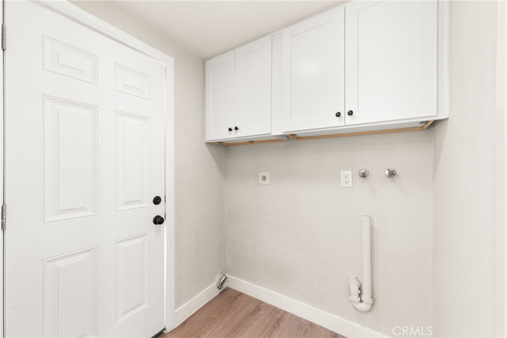 1722 Mitchell 36