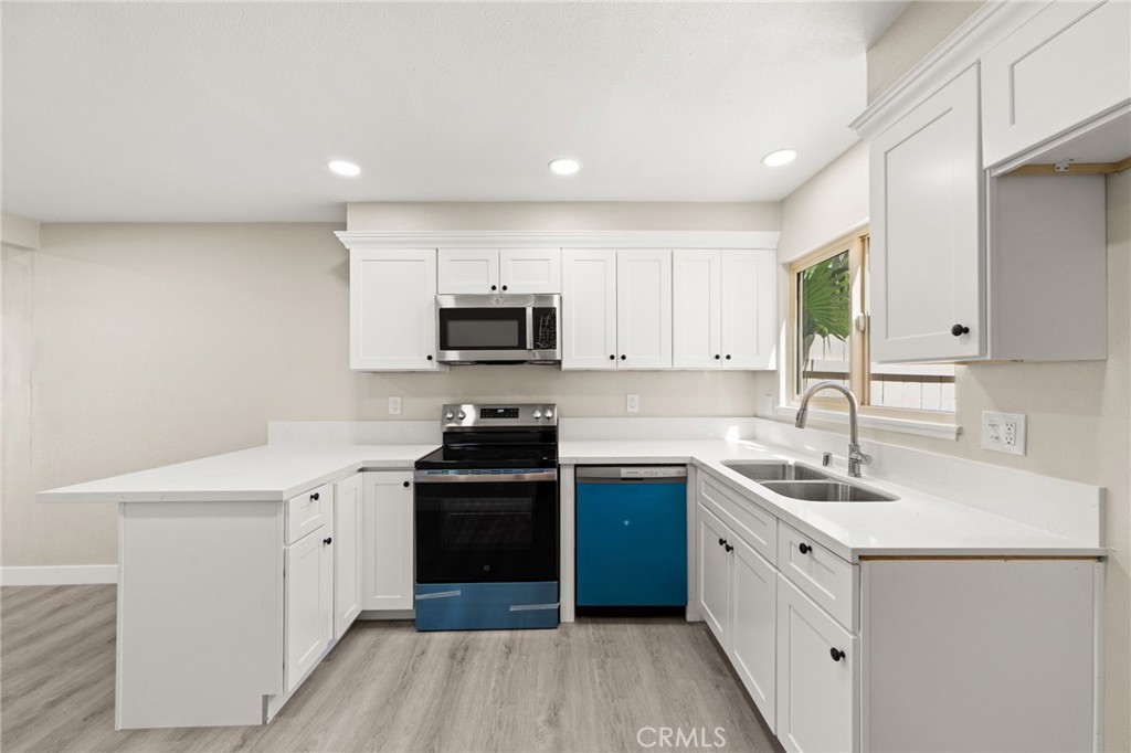 1722 Mitchell 36