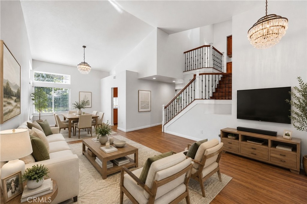 371 N Brook Glen