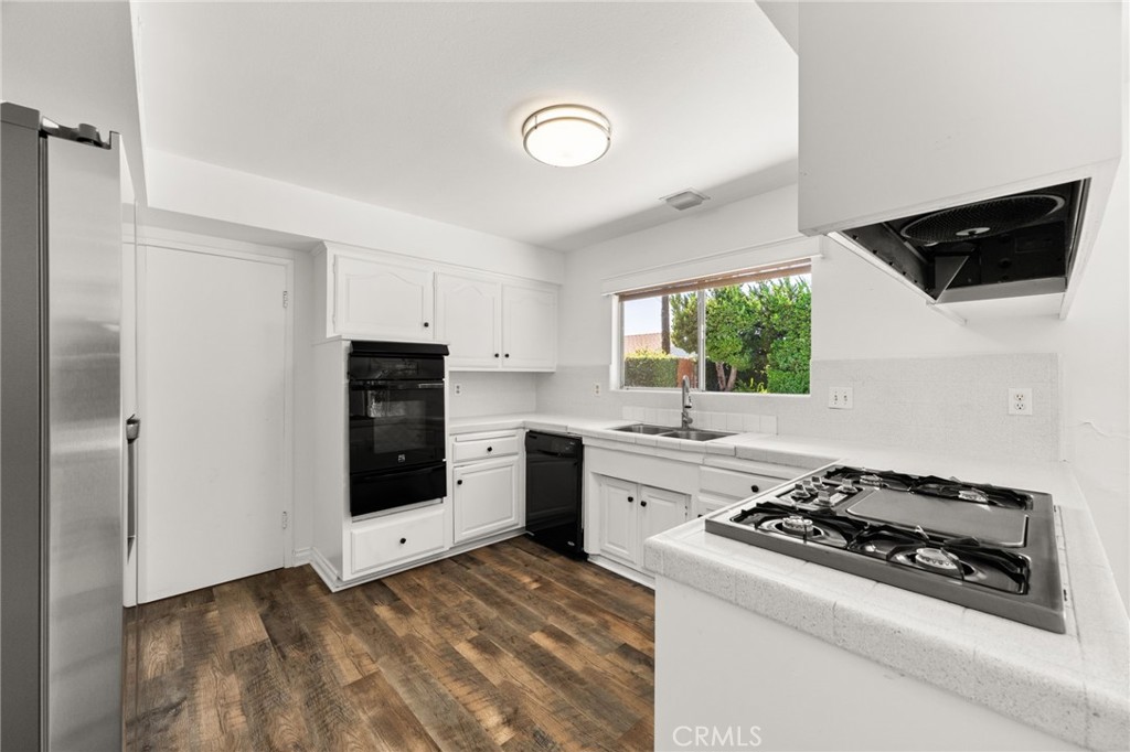 2534 E Washington