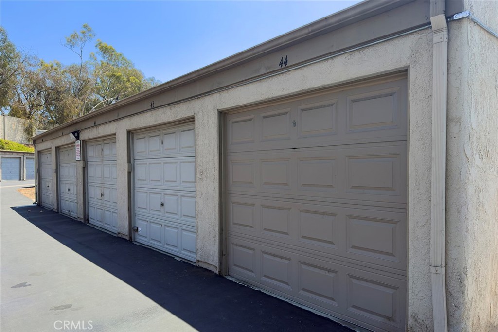 3046 Associated Road 44