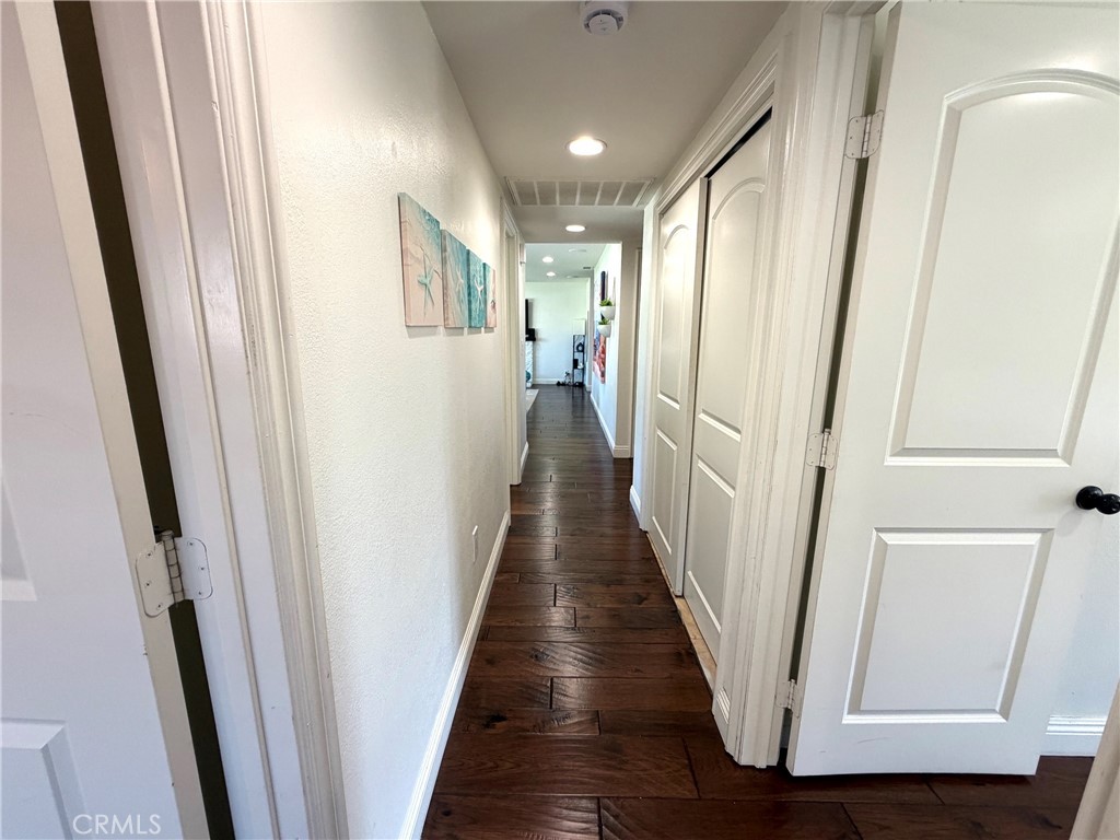 6812 Chapman