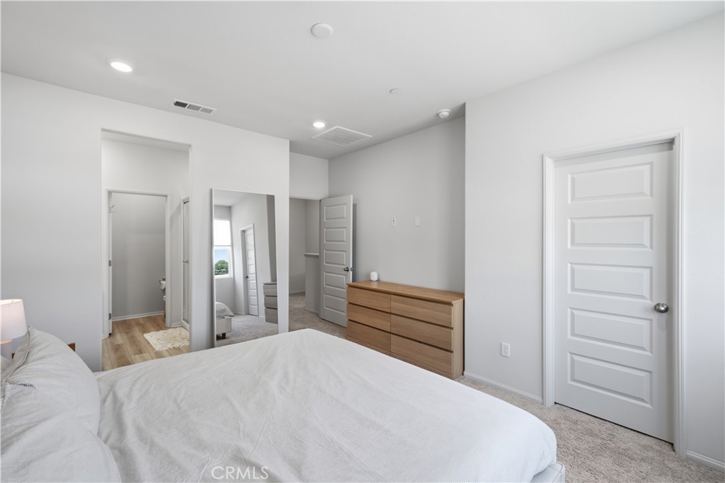 1756 Cayton
