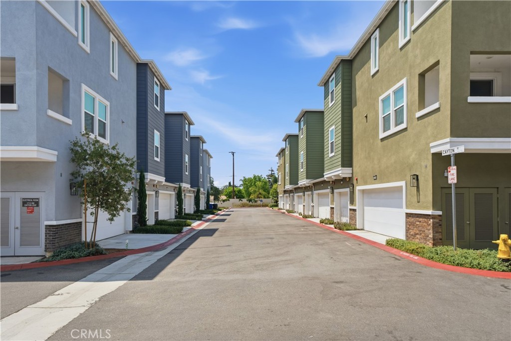 1756 Cayton