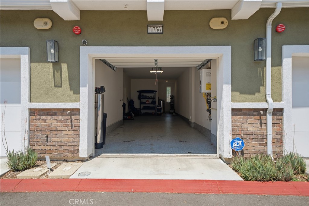 1756 Cayton