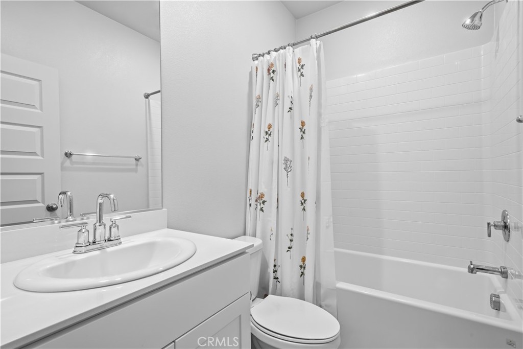 1756 Cayton