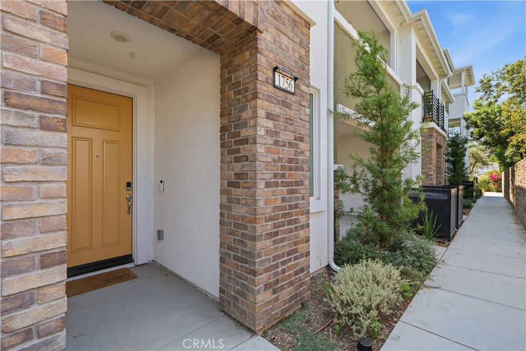 1756 Cayton