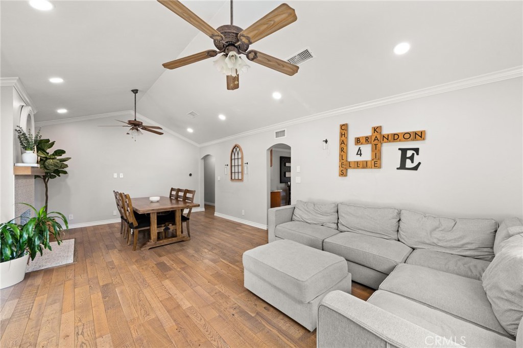 4541 Boeing Avenue