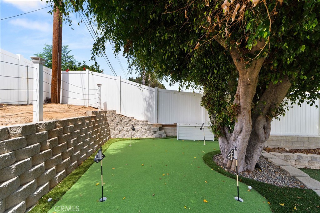 4541 Boeing Avenue